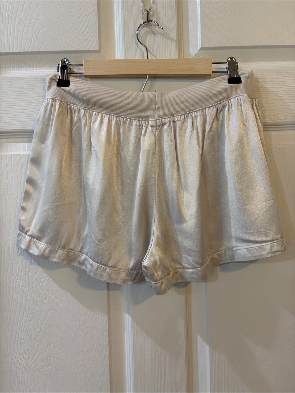 Pj Harlow Mikel Style Women's Ivory Lounge Drawstring Shorts - Picture 3 of 4